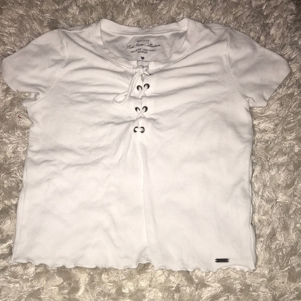 White laced up crop top